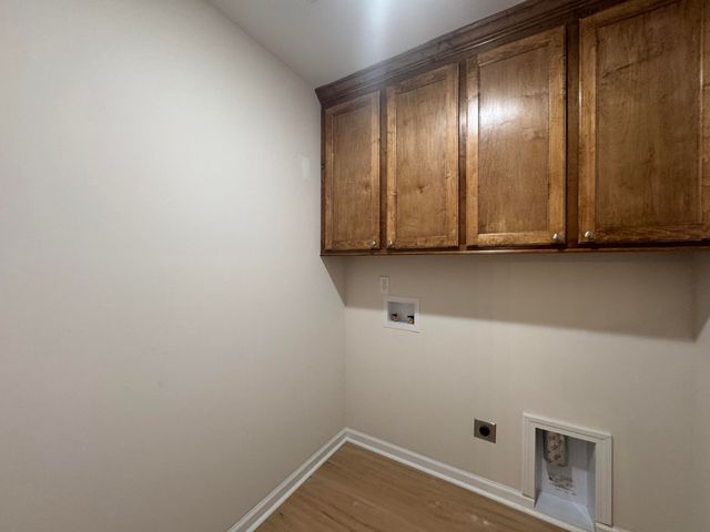 10 Ramblewood Ln, Wedgefield, SC 29168