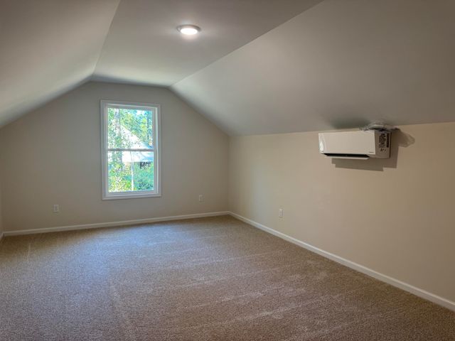 10 Ramblewood Ln, Wedgefield, SC 29168