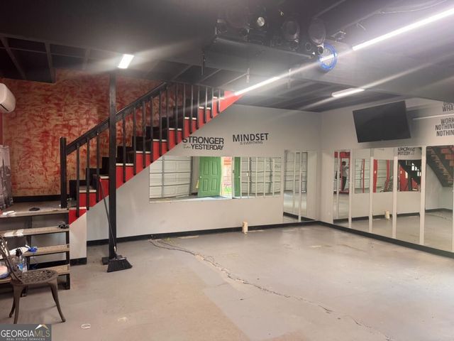 290 Dix Lee On Drive, Fayetteville, GA 30214