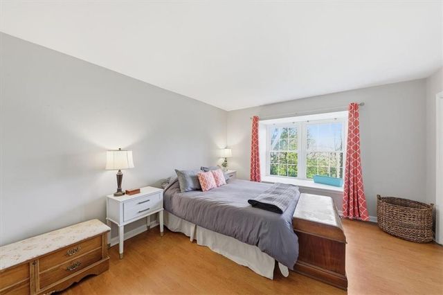 31 Cantey NW Place, Atlanta, GA 30327