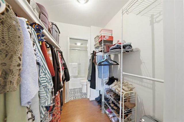 31 Cantey NW Place, Atlanta, GA 30327