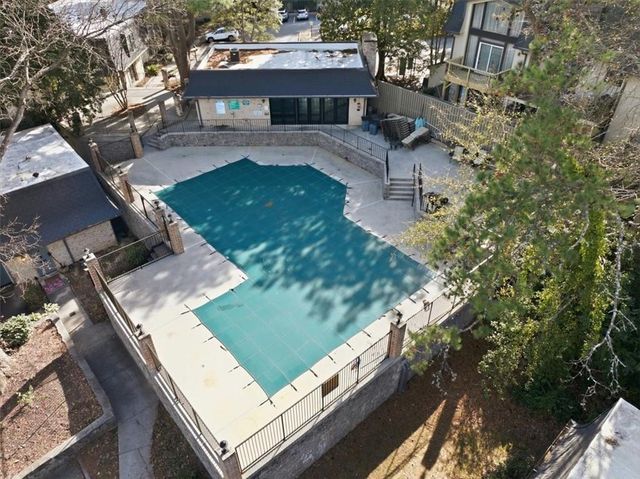 31 Cantey NW Place, Atlanta, GA 30327