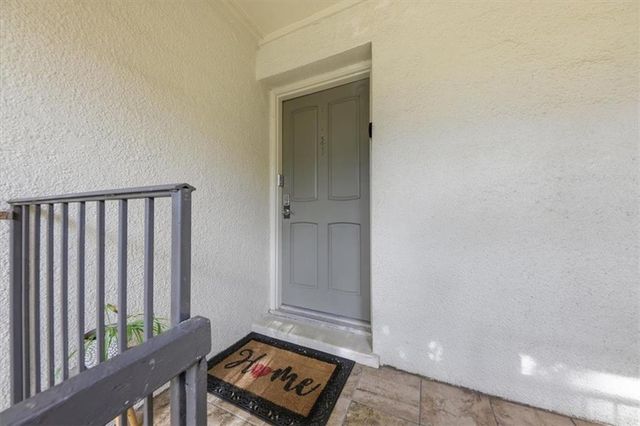 31 Cantey NW Place, Atlanta, GA 30327