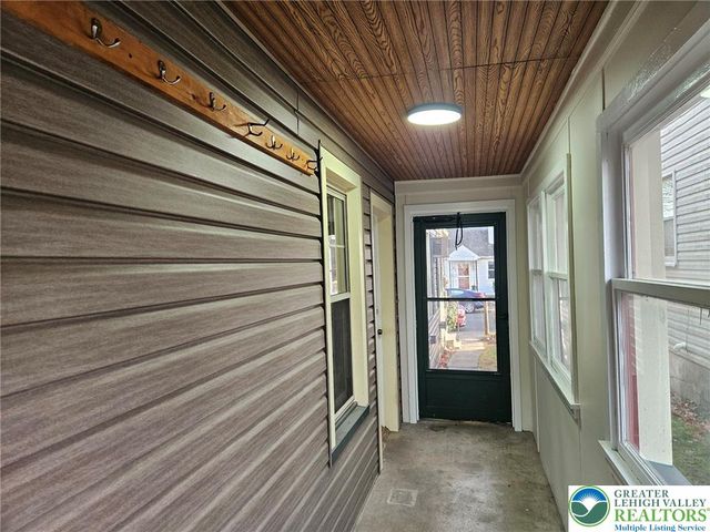 807 George Street, Pen Argyl Boro, PA 18072