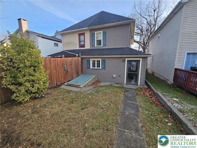 807 George Street, Pen Argyl Boro, PA 18072