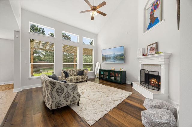 10502 Landsdowne Pointe Drive, Spring, TX 77379