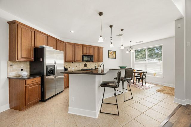 10502 Landsdowne Pointe Drive, Spring, TX 77379