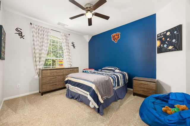 10502 Landsdowne Pointe Drive, Spring, TX 77379