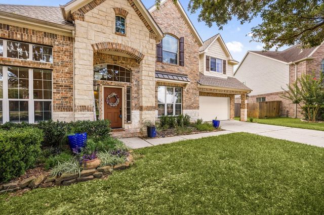 10502 Landsdowne Pointe Drive, Spring, TX 77379