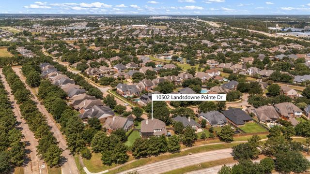 10502 Landsdowne Pointe Drive, Spring, TX 77379