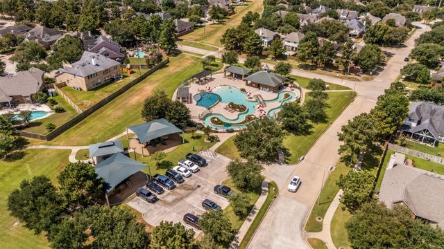 10502 Landsdowne Pointe Drive, Spring, TX 77379