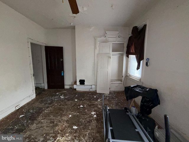 2530 W YORK ST, Philadelphia, PA 19132