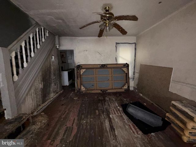 2530 W YORK ST, Philadelphia, PA 19132