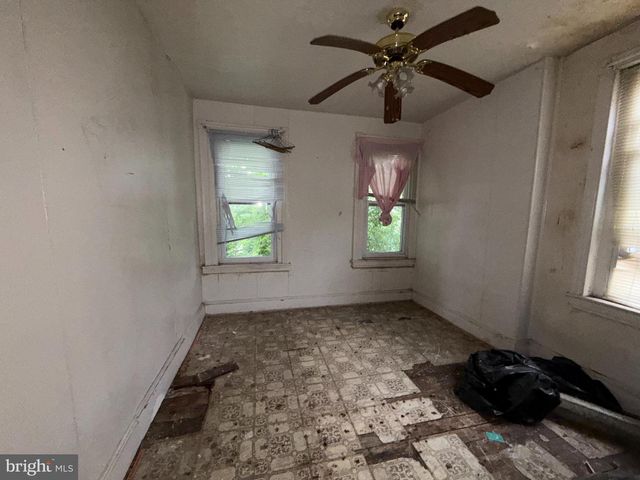 2530 W YORK ST, Philadelphia, PA 19132