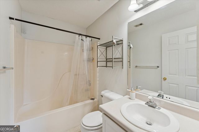 211 Edgewater Road APT 49, Savannah, GA 31406