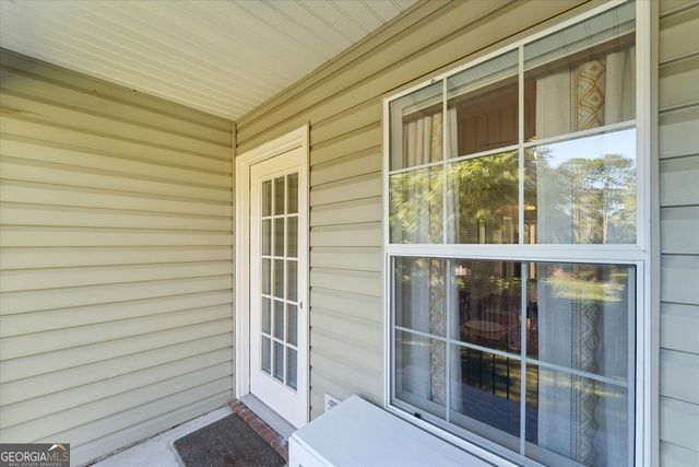 211 Edgewater Road APT 49, Savannah, GA 31406