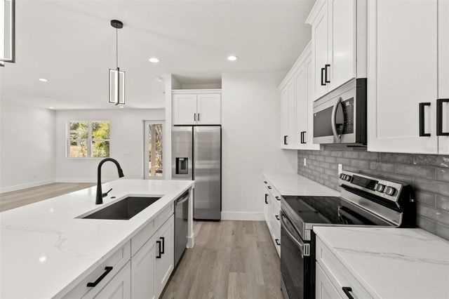 7784 N GALENA AVENUE, Citrus Springs, FL 34434