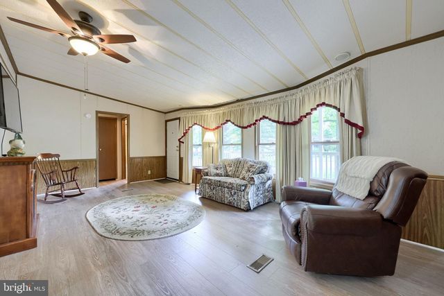 12 POPLAR DRIVE, Manheim, PA 17545