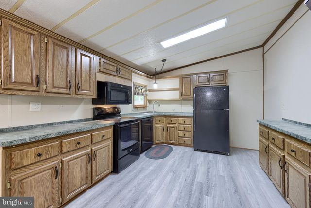 12 POPLAR DRIVE, Manheim, PA 17545