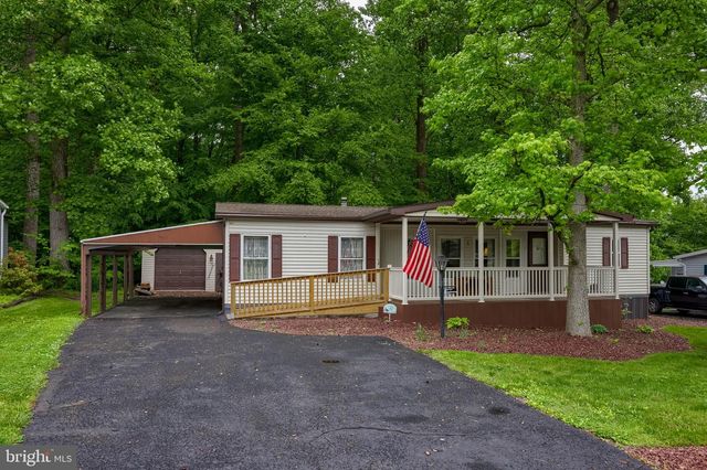 12 POPLAR DRIVE, Manheim, PA 17545
