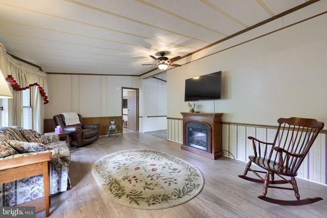 12 POPLAR DRIVE, Manheim, PA 17545