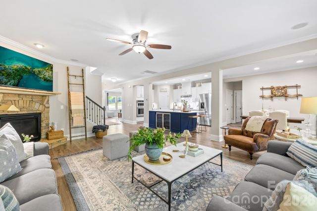 2105 Madeira Circle, Waxhaw, NC 28173