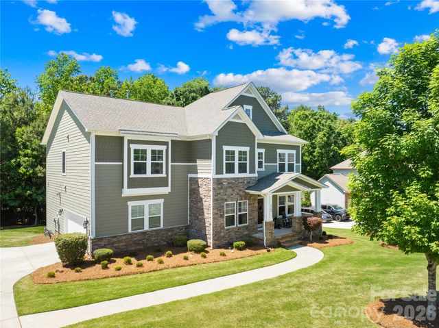 2105 Madeira Circle, Waxhaw, NC 28173