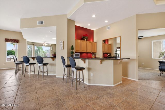 15270 W MORNINGTREE Drive, Surprise, AZ 85374