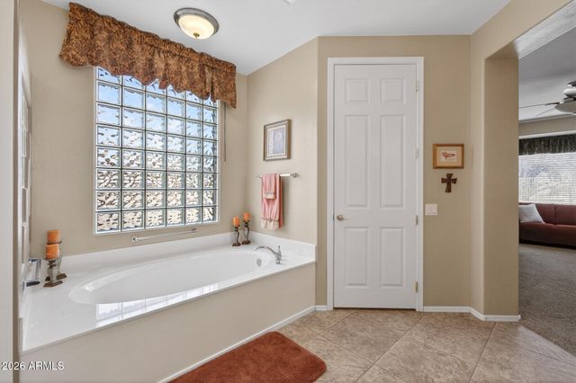 15270 W MORNINGTREE Drive, Surprise, AZ 85374