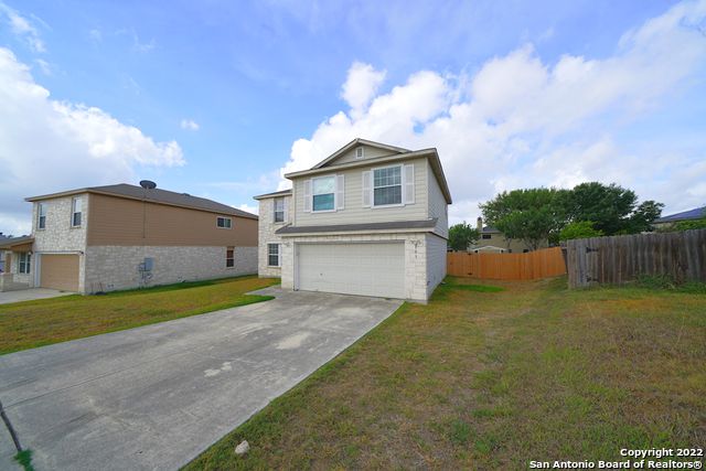 109 Willow Hl, Cibolo, TX 78108