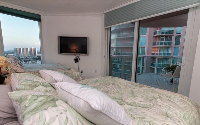 3370 NE 190 Street PH 2909, Aventura, FL 33180