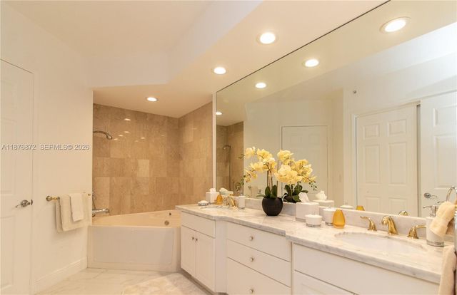 3370 NE 190 Street PH 2909, Aventura, FL 33180