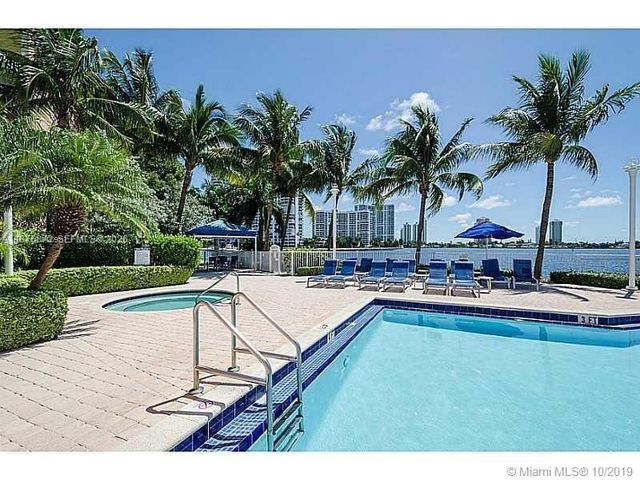 3370 NE 190 Street PH 2909, Aventura, FL 33180