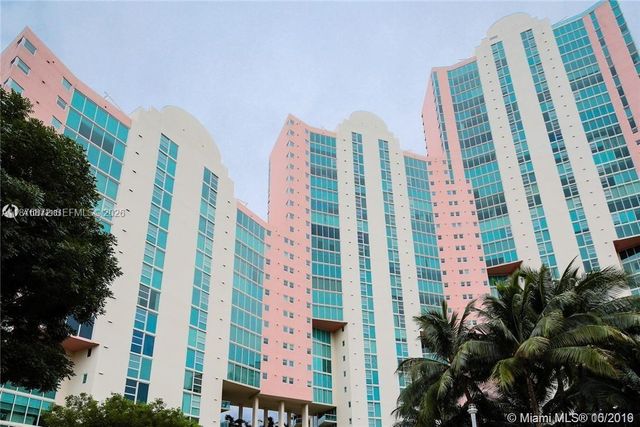 3370 NE 190 Street PH 2909, Aventura, FL 33180