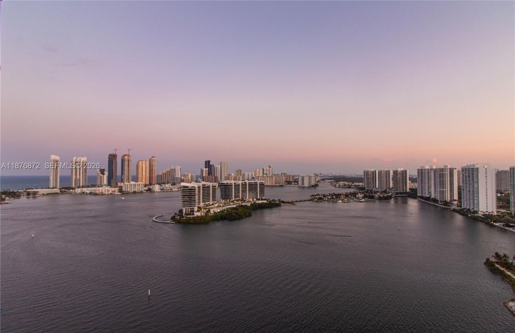 3370 NE 190 Street PH 2909, Aventura, FL 33180