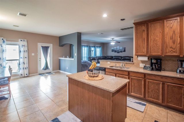 9915 Blissfull Valley Lane, Tomball, TX 77375