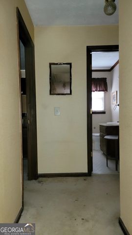 689 N Kingsley Drive, Lithia Springs, GA 30122