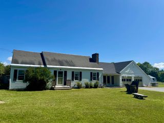143 Cookman Road, Newbury, VT 05051
