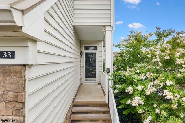33 Cortland Pl, Montgomery Twp., NJ 08558