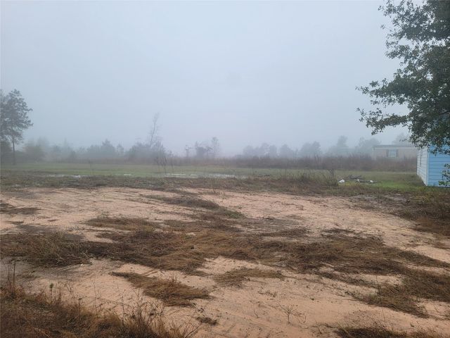 127 Road 5132, Cleveland, TX 77327