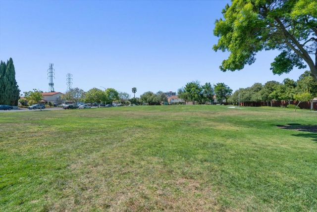 4692 Wilcox Avenue, Santa Clara, CA 95054