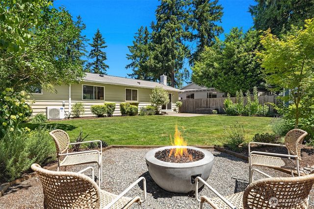 13403 SE 159th Place, Renton, WA 98058
