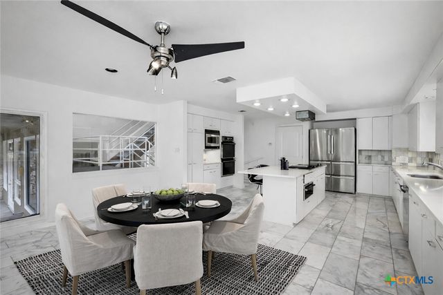 21660 Forest Waters Circle, Garden Ridge, TX 78266