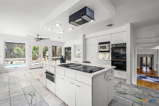 21660 Forest Waters Circle, Garden Ridge, TX 78266