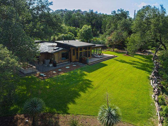 609 Laurel Valley RD, West Lake Hills, TX 78746