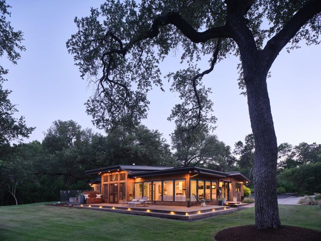 609 Laurel Valley RD, West Lake Hills, TX 78746