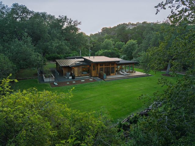 609 Laurel Valley RD, West Lake Hills, TX 78746