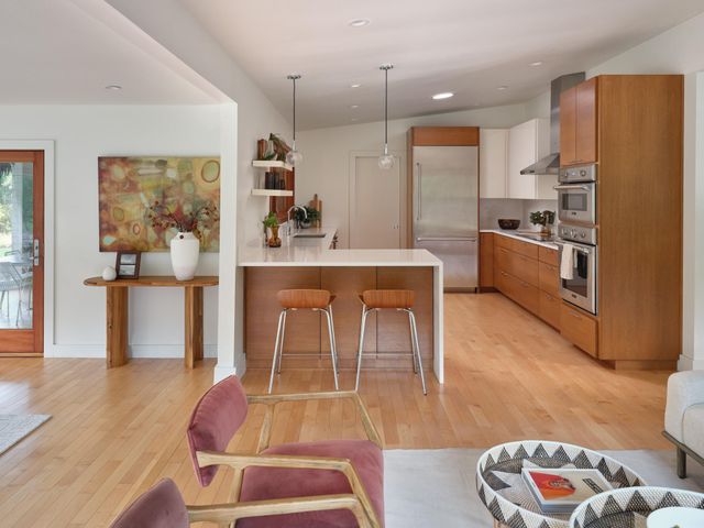 609 Laurel Valley RD, West Lake Hills, TX 78746