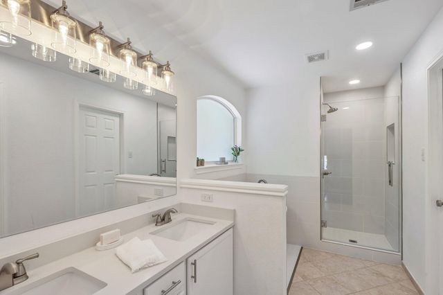 16900 Korat LN, Round Rock, TX 78681