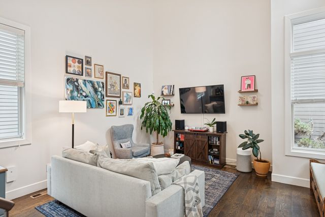 1070B 2nd Ave, S, Nashville, TN 37210